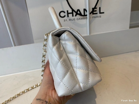 Firstbag Ru WITH BAG MINI CHANEL HANDLE FLAP TOP 0813